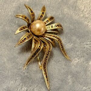 1960s Vintage Damascene stamped Spain flower Brooch with Faux Pearl